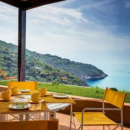 Вилла Terrazza Marina Порто Санто Стефано